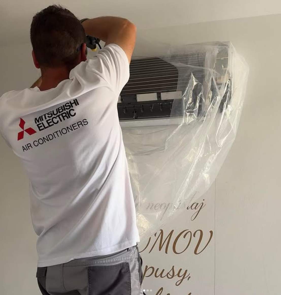 Technik GreenHeat pri hĺbkovom čistení ventilátora klimatizácie s ochranným servisným vakom